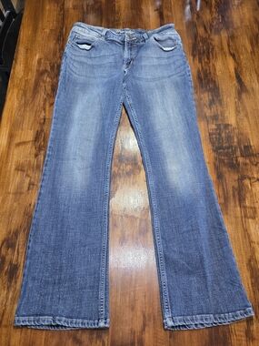 Wrangler Women Boot Cut Jeans Medium Wash Denim Size 11X29 Western Mid Rise